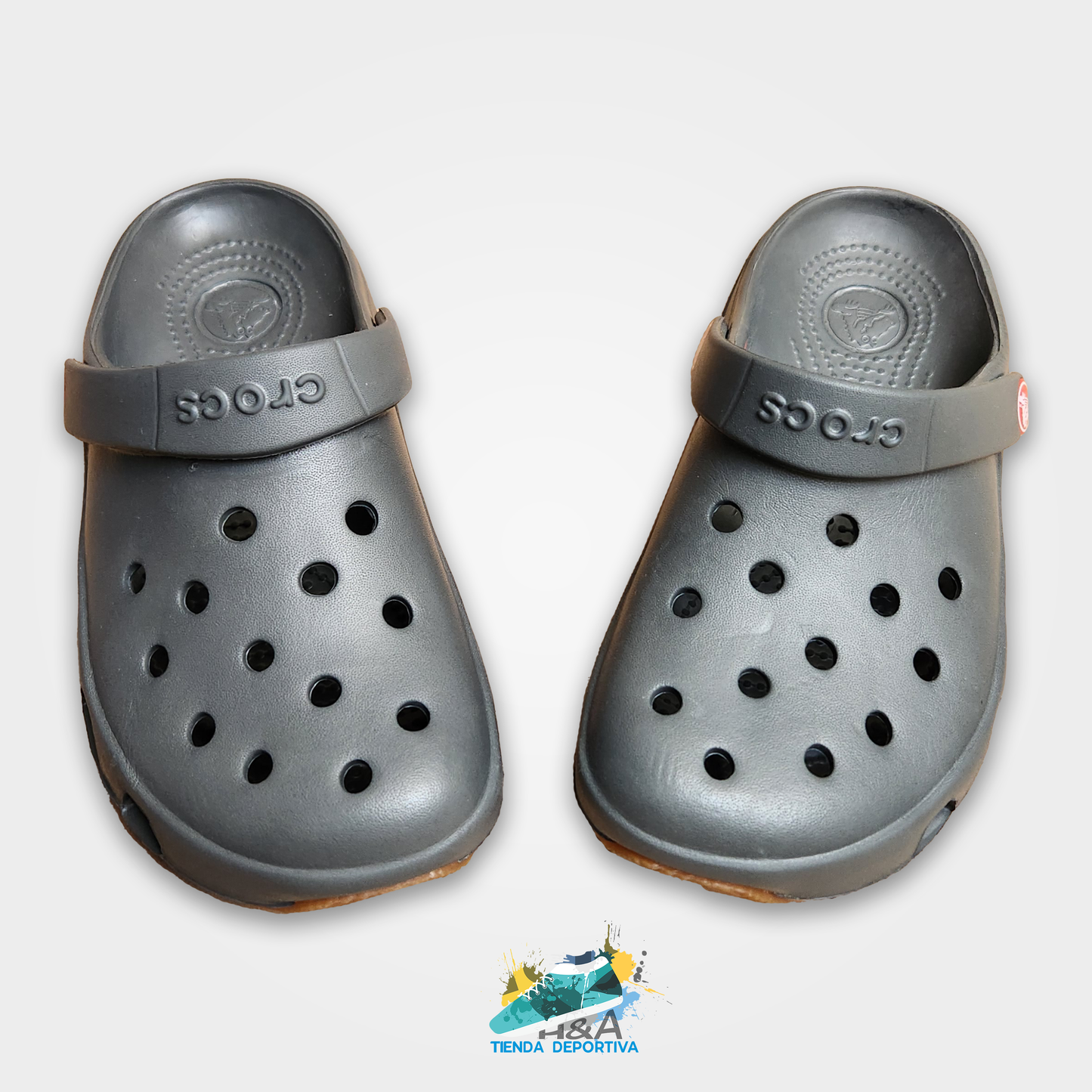 Crocs Retro Gris Linea Roja