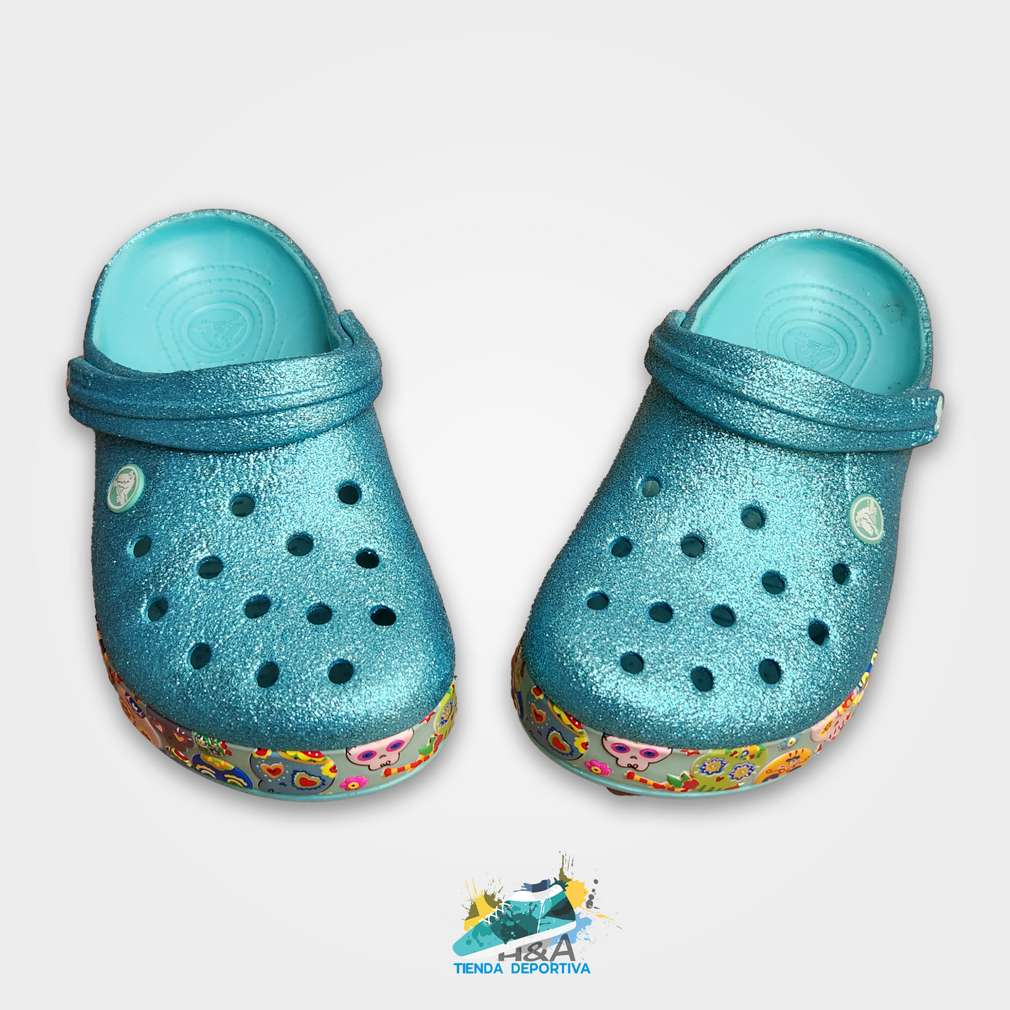 Crocs Clasicos Mirellados Azul Suela Catrinas