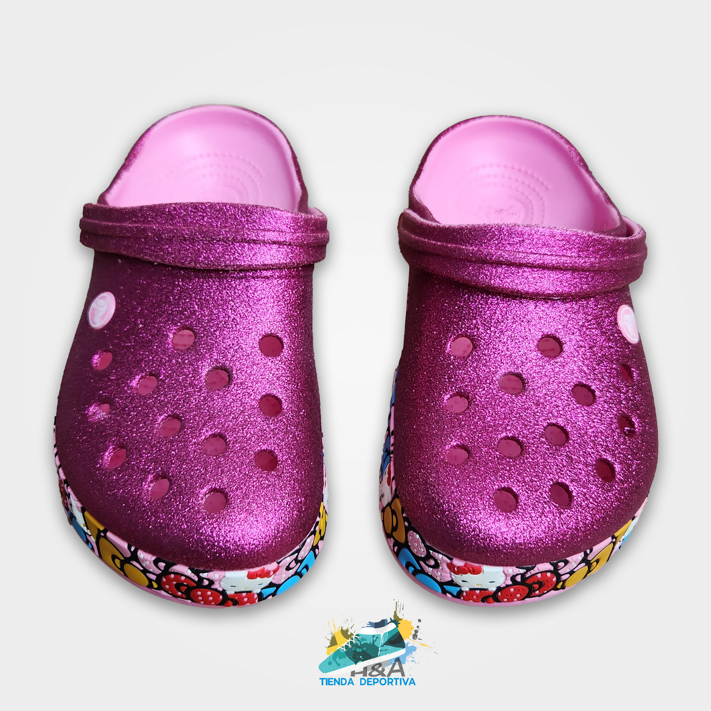 Crocs Clasicos Mirellados Morado Suela Hello Kitty