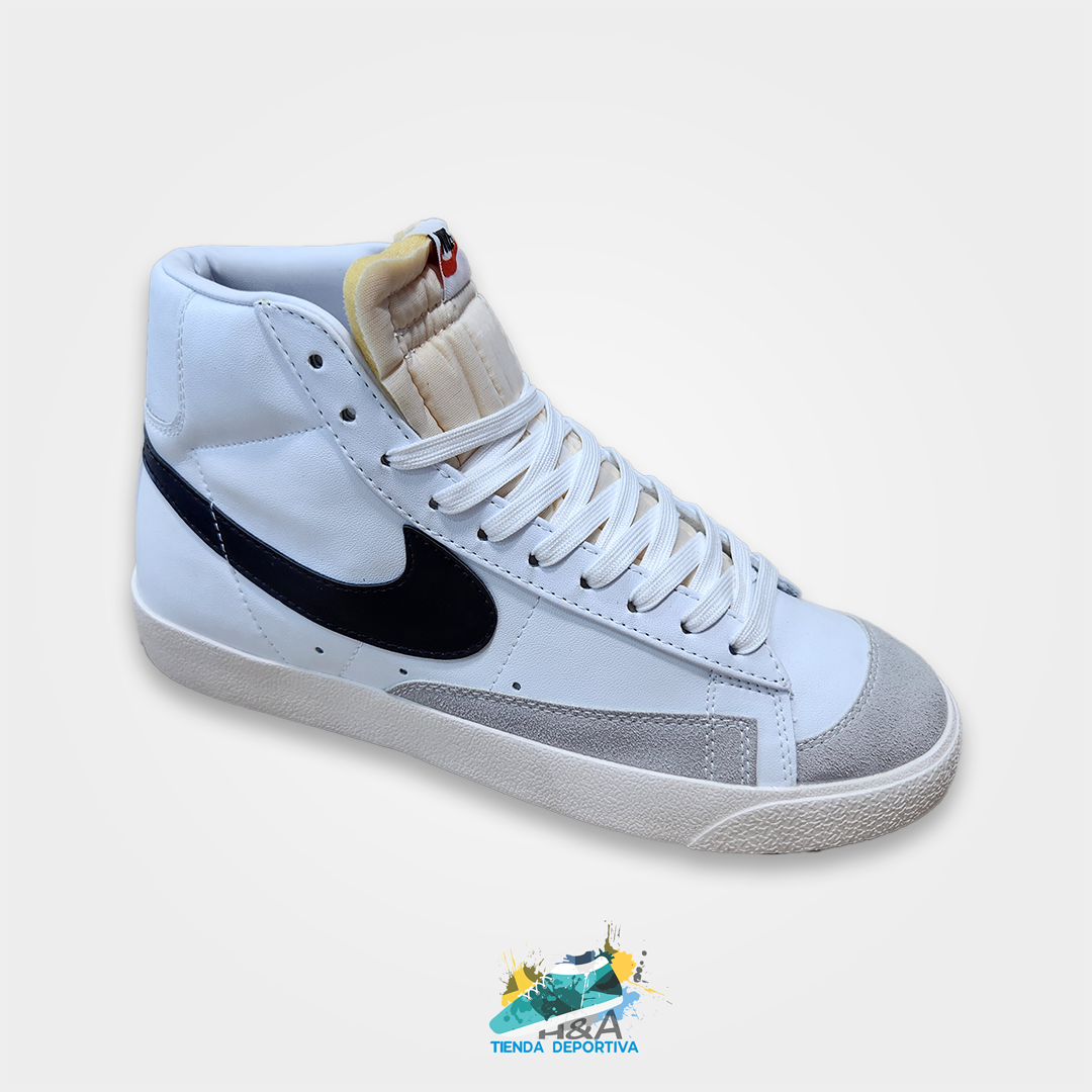 Nike Blazer Mid '77 Vintage Blanco