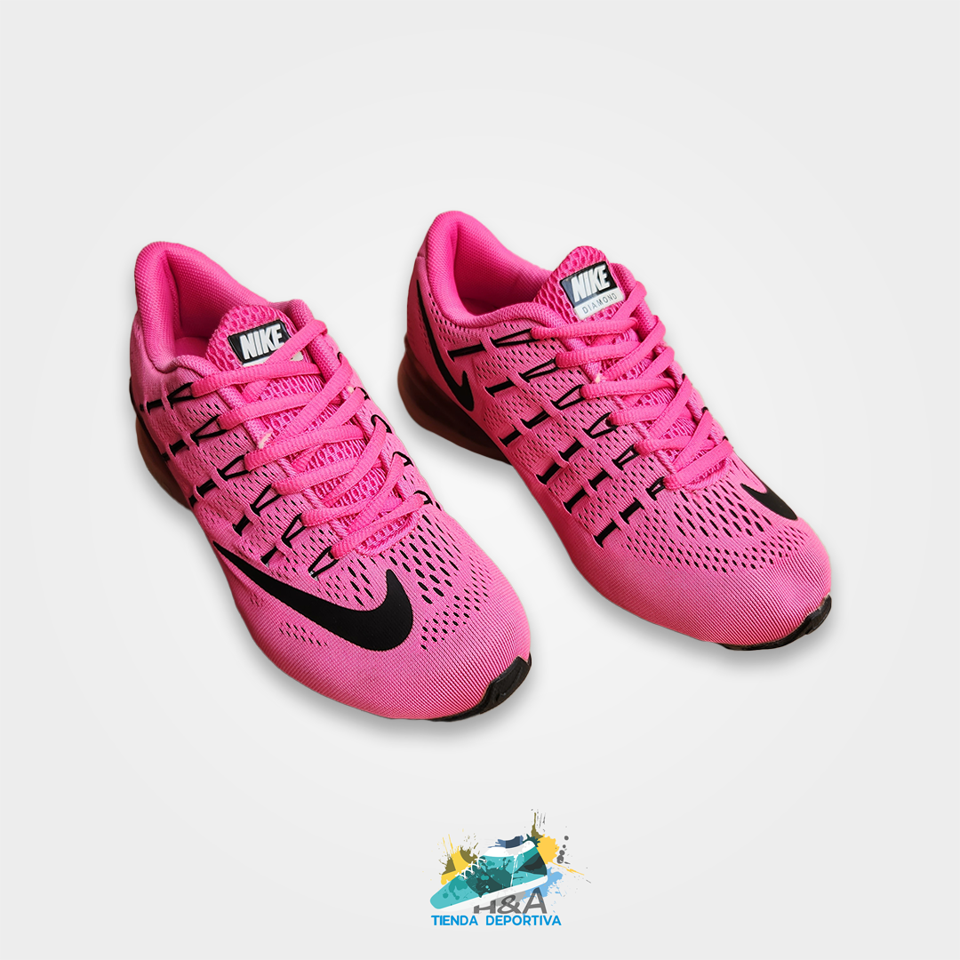 Nike Diamont Magenta