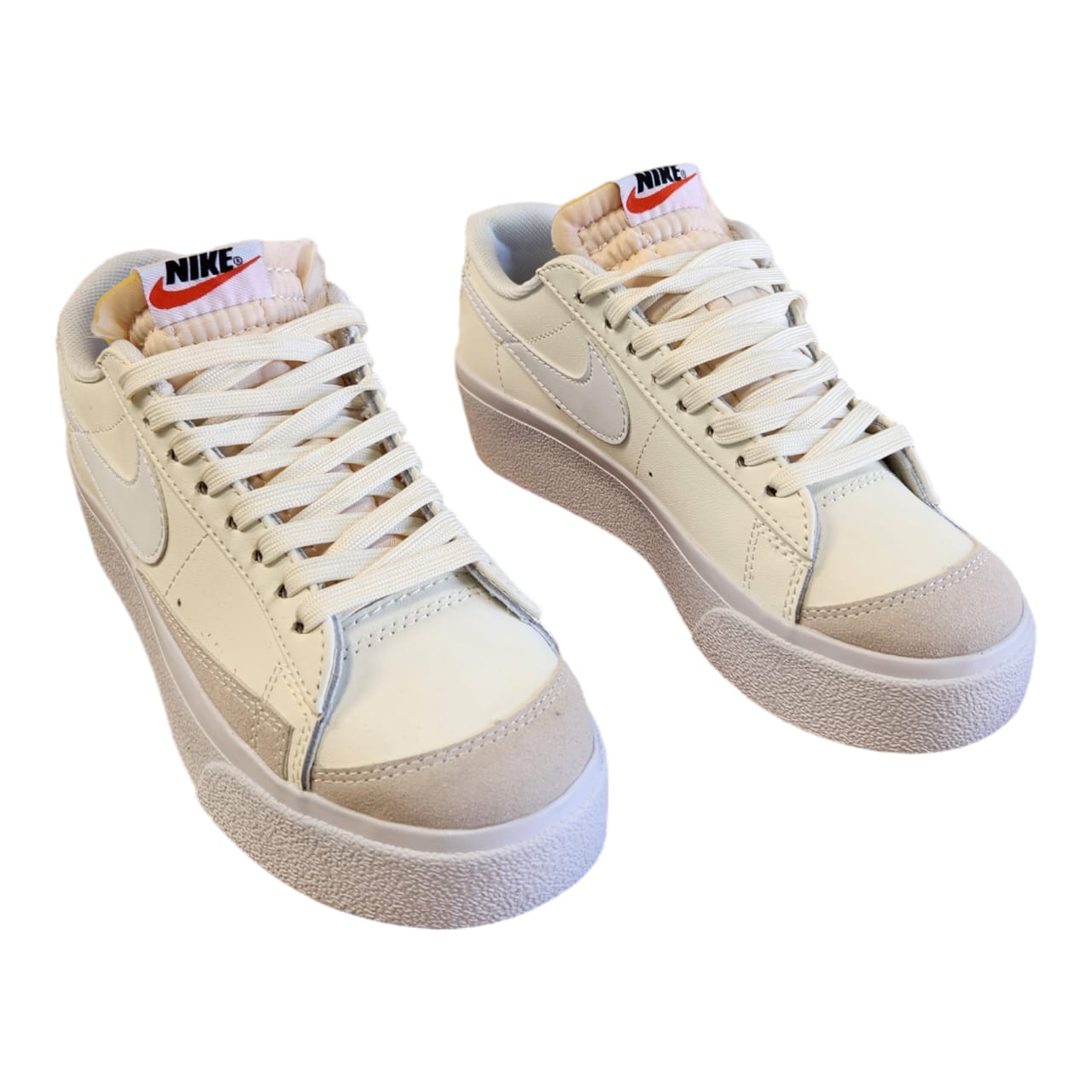 Zapatilla Nike Blazer Beige