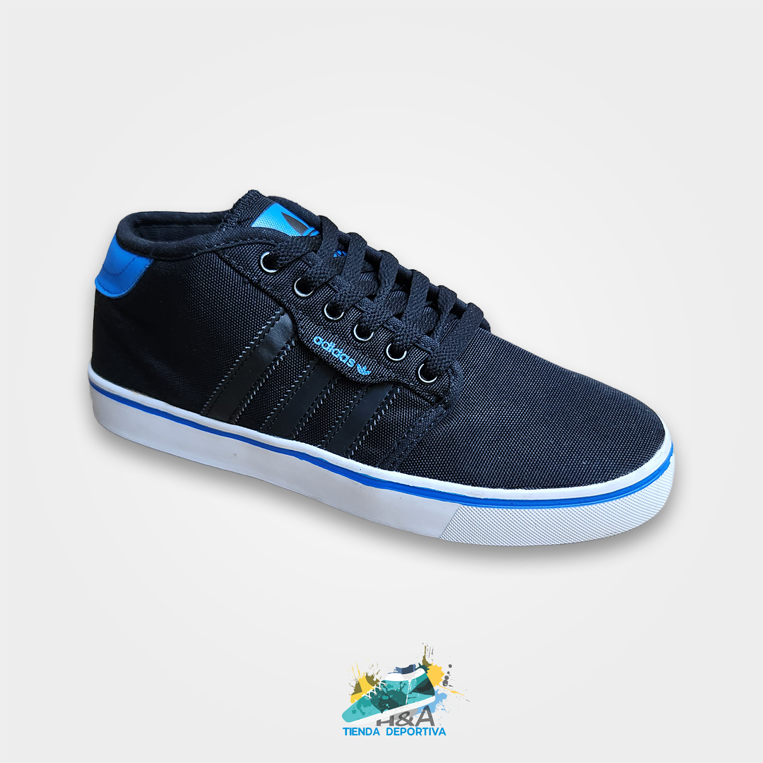 Adidas Seeley Skate Negros & Azul